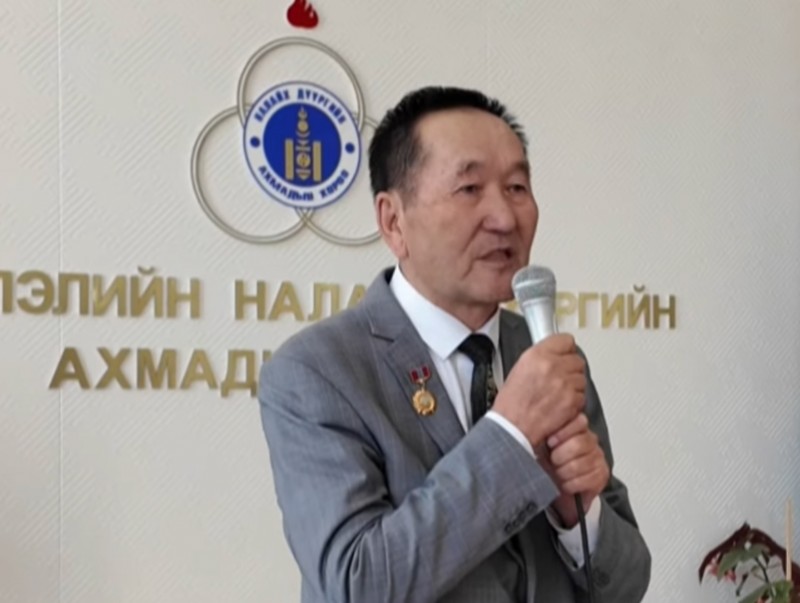 "Баатарлаг үйлсийн эзэд" номыг уншигчдын хүртээл болголоо