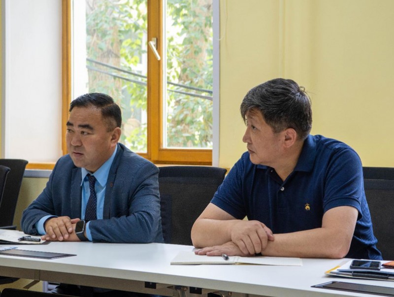Киргизийн аж ахуйн нэгжүүд Монгол Улсаас мах импортлох хүсэлтээ илэрхийллээ