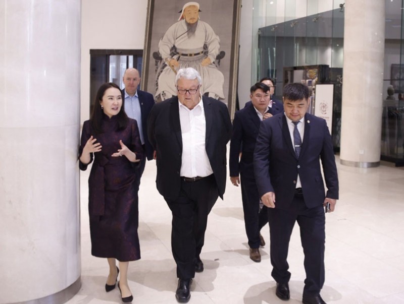 Шинэ Зеланд Улсын Парламентын Төлөөлөгчдийн танхимын дарга Жерард Браунли “Чингис хаан” Үндэсний музейд зочиллоо