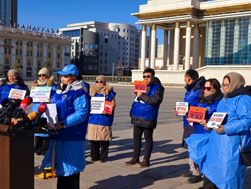 Эмч нар маргааш ажил хаях бэлтгэл ажлаа эхлүүлнэ