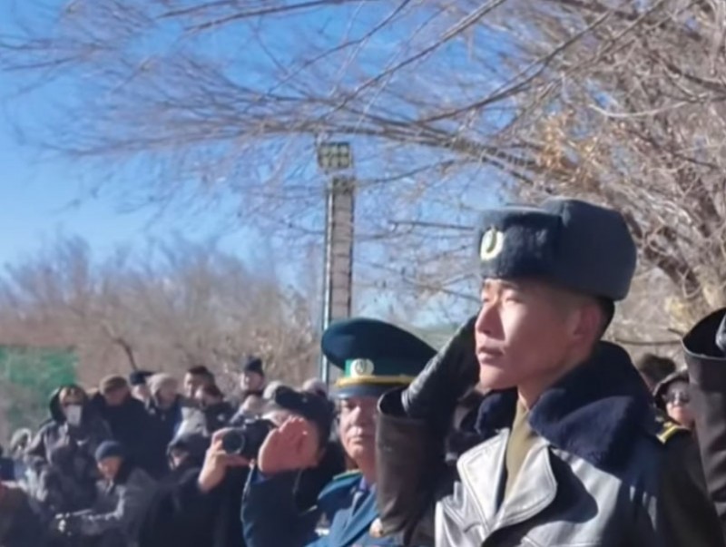 "Шинэ ажилтан" нэвтрүүлэг хилийн цэргийн онцлогийг таниулж байна