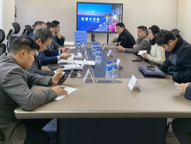 "Хүннү хотын өөрийн эх үүсвэрээр цэнэглэх 90 МВт батарей хуримтлуур” төслийн урьдчилсан сонгон шалгаруулалтад 6 ААН санал ирүүллээ
