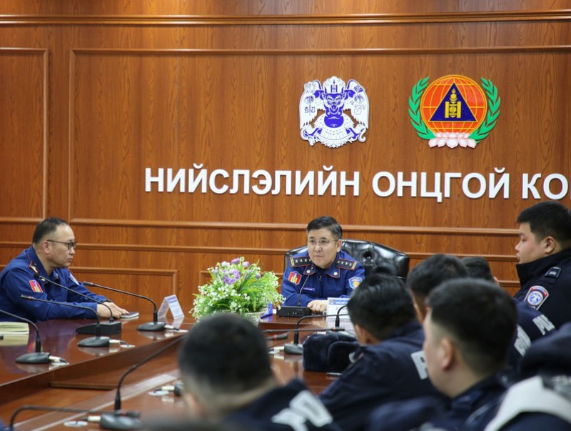 Нийслэлийн ногоон бүс, зуслангийн чиглэлд хөдөлгөөнт эргүүл хяналтаар ажиллах бүрэлдэхүүнд үүрэг чиглэл өглөө