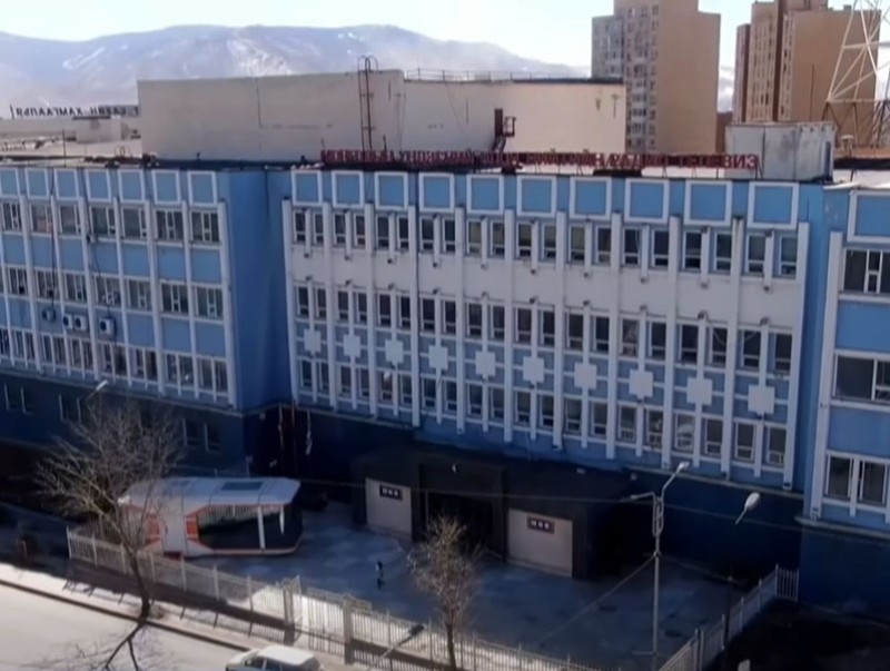 Иргэд үзэл бодлоо олон нийтийн телевизээр илэрхийлсээр байна