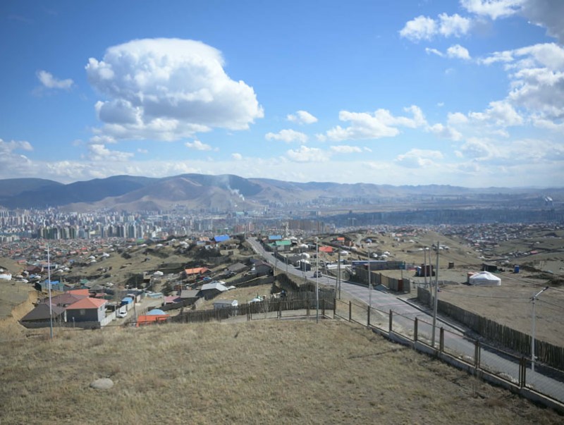 Зүүн Нарангийн гудамж орчмын 10 га талбайг чөлөөлж, цэцэрлэгт хүрээлэн байгуулна