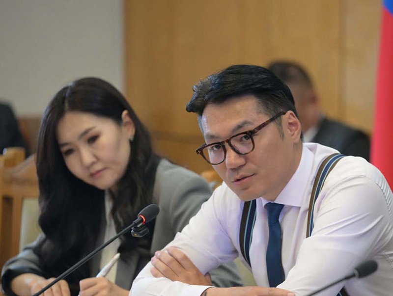 Агаарын бохирдлыг бууруулах бодлогын хүрээнд Баянгол, Чингэлтэй дүүргийн 5000 өрхийг хийн халаалтад шилжүүлэв